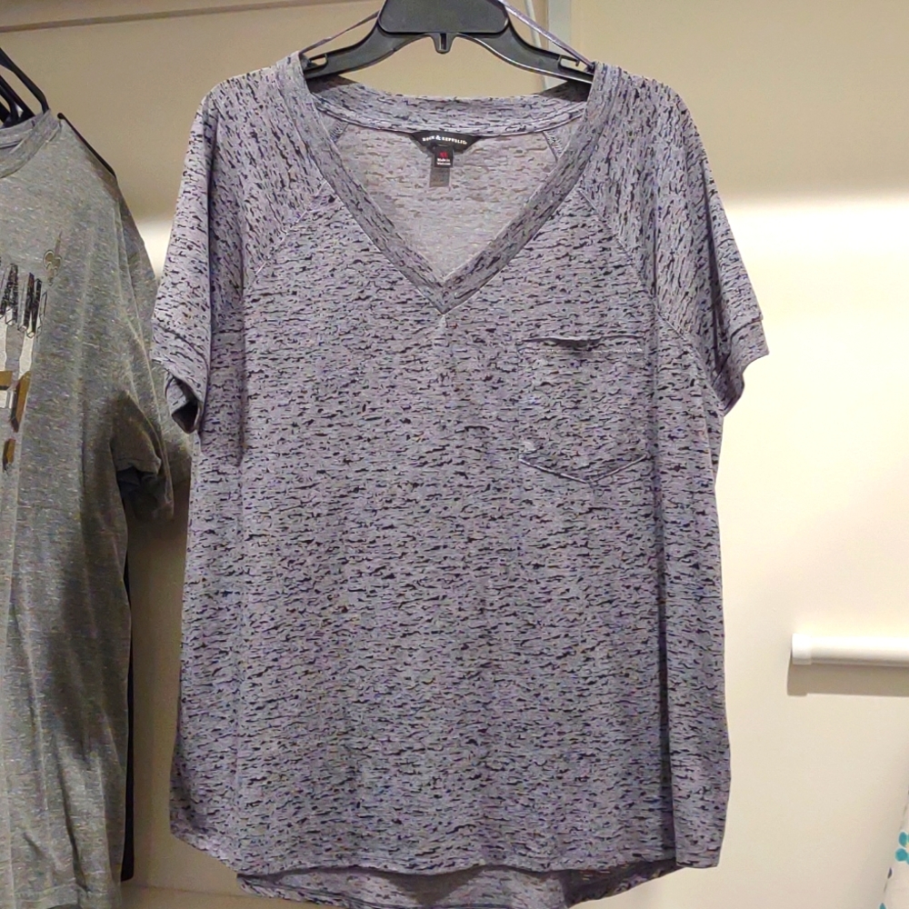 Rock & Republic XL shirt